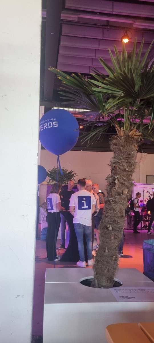 VO-HO Netwerken (@vohonetwerken) on Twitter photo Een van de activiteiten die wij organiseren voor onze vo scholen. Met 200 leerlingen van de verschillende netwerken <a href="/NightoftheNerds/">Night of the Nerds</a> Een van de activiteiten die wij organiseren voor onze vo scholen. Met 200 leerlingen van de verschillende netwerken <a href="/NightoftheNerds/">Night of the Nerds</a>