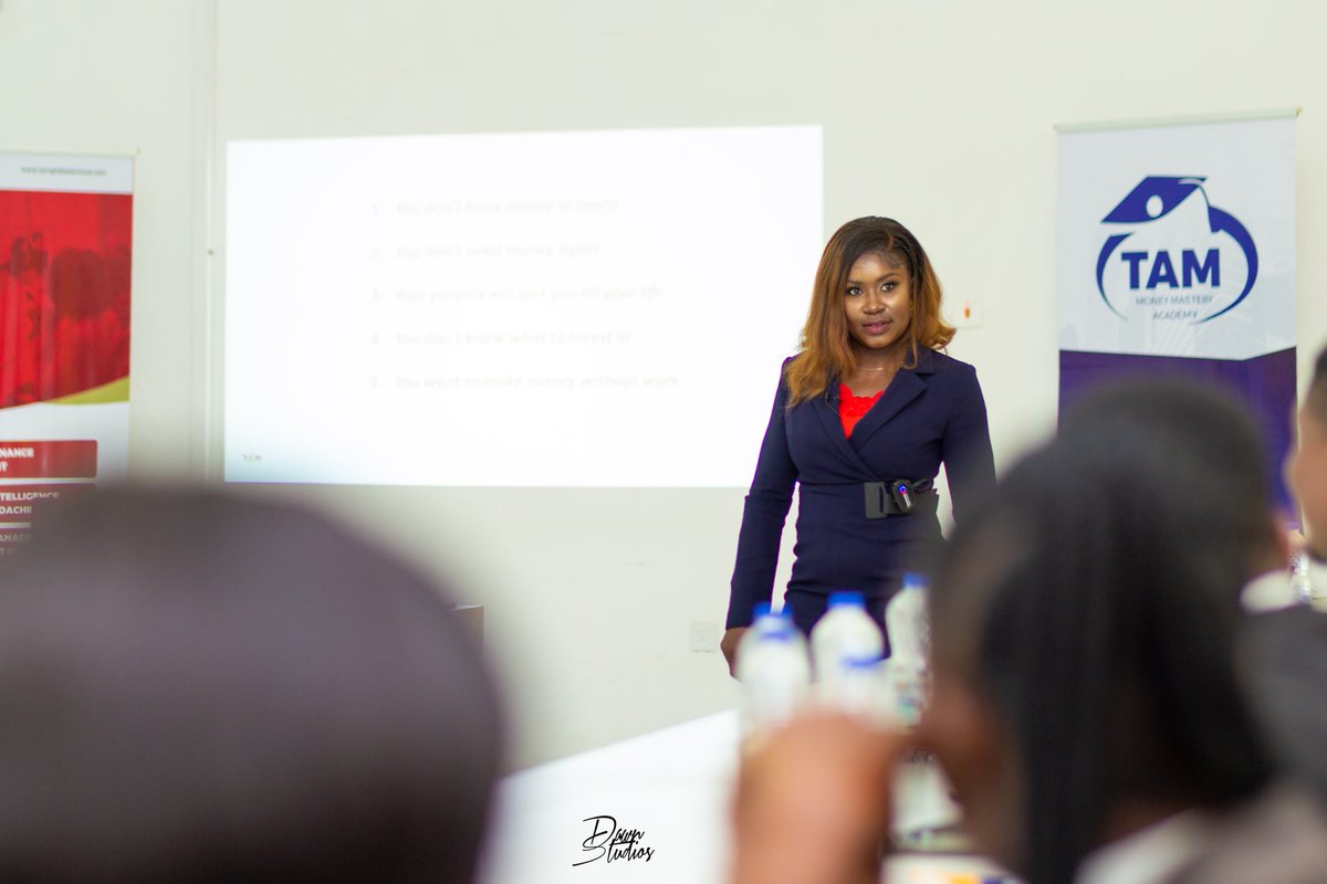 _dawnstudios's tweet photo. I'm currently working on a job I did over the weekend.
It was a Business seminar and I got to shoot and listen to people share knowledge.
the interesting thing is that even the interactive session was like a Teaching session.

Prioritize Learning📚

#videographer #photographer https://t.co/laTB59euEx