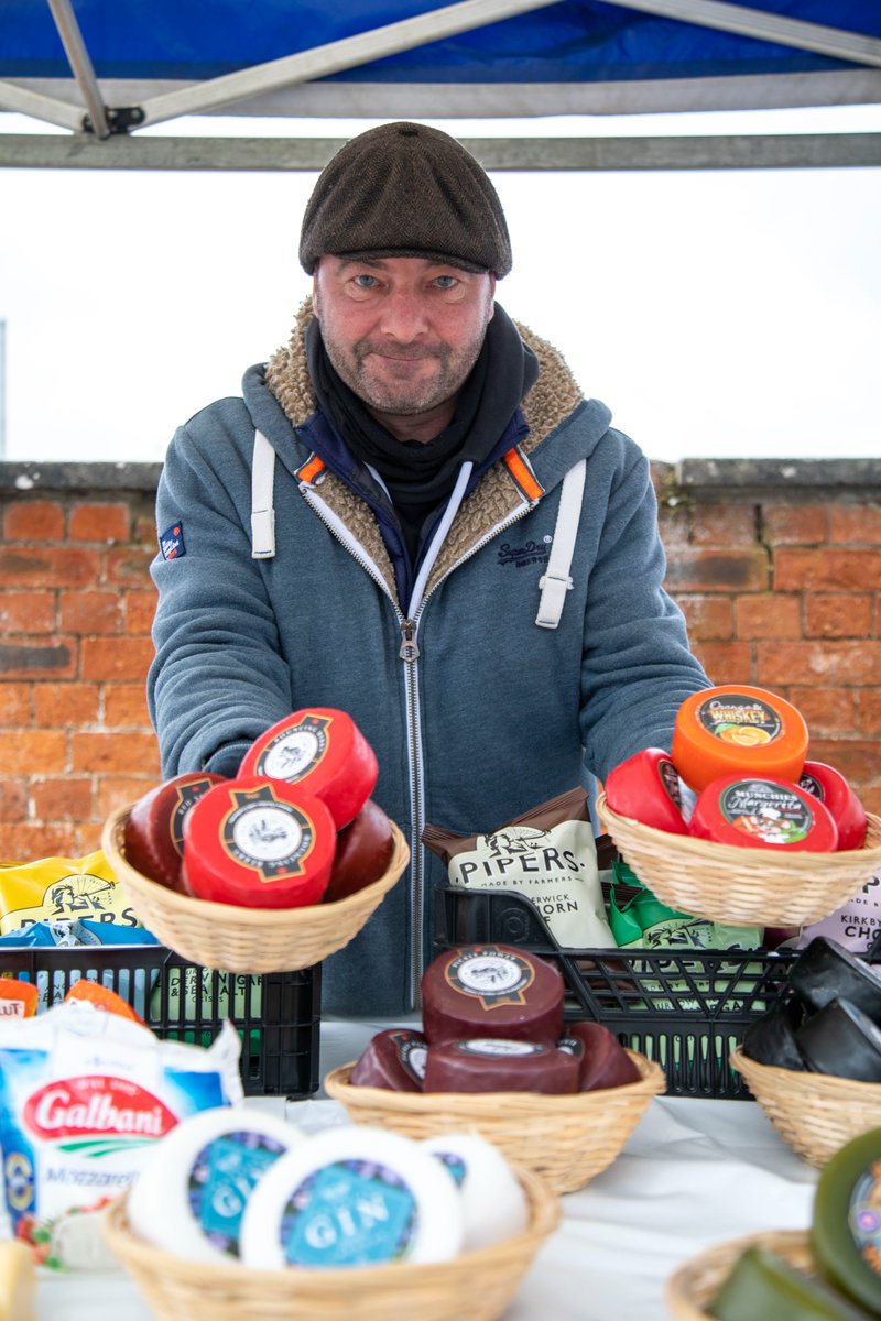 southkesteven's tweet image. In South Kesteven we have four market towns, Market Deeping host a market on Wednesday. In Bourne SKDC run a market on Thursday, in Stamford on a Friday and Grantham on a Saturday! #Markets #LincsConnect
