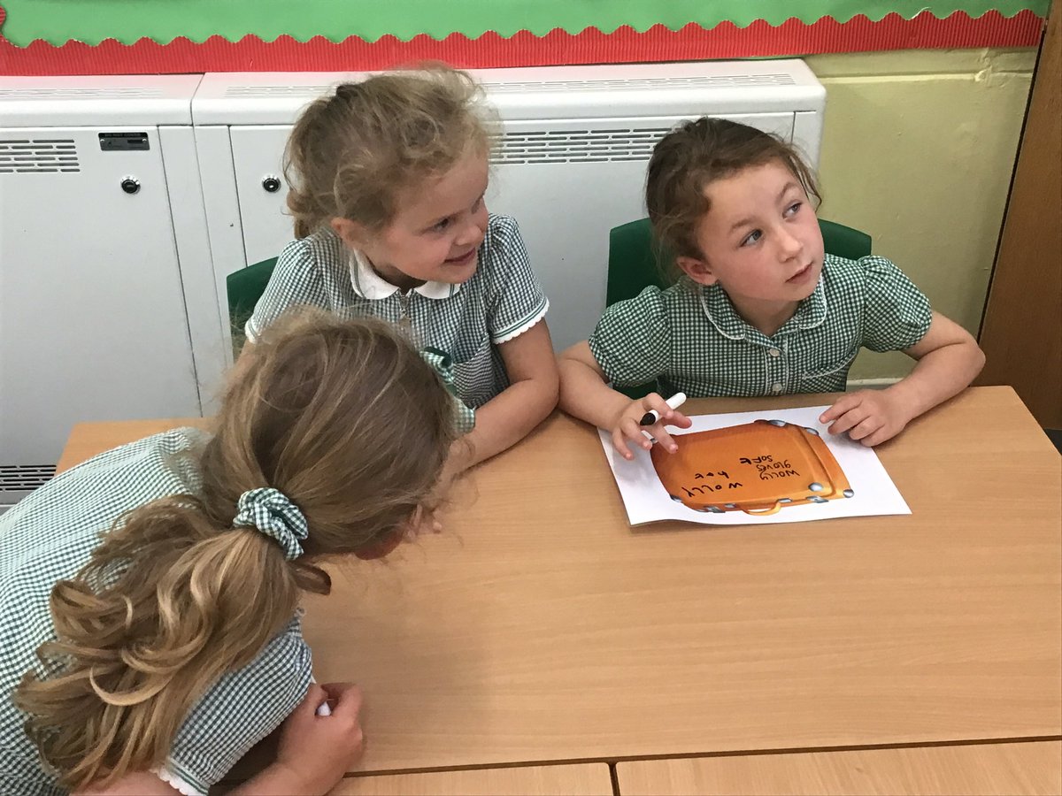 laceygreenpa's tweet image. Year 1 have been exploring weather in Science. We discussed the importance of suncream and what we should take with us on different types holidays #LGPAScience