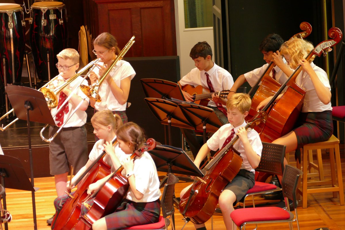 BromsMusic's tweet photo. This time last week over 200 pupils from across Y3-8 took to the stage for the Prep Summer Concert. An event of epic proportions showcasing the culmination of a year's worth of effort and commitment. Well done everyone! @BromsPrep #BromsMusic #PrepMusic https://t.co/rPyJdv6BDA