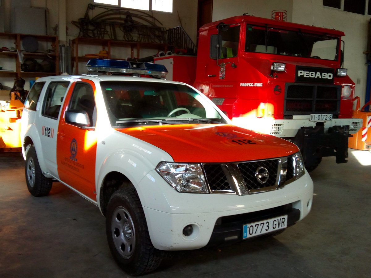 Bzvaldegovia1's tweet photo. Viernes 17, alerta naranja por altas temperaturas activaremos protocolo municipal correspondiente, voluntarios y recursos municipales de retén 24h.
Vecinos ayudando a vecinos. https://t.co/nx6f5Mp5l0