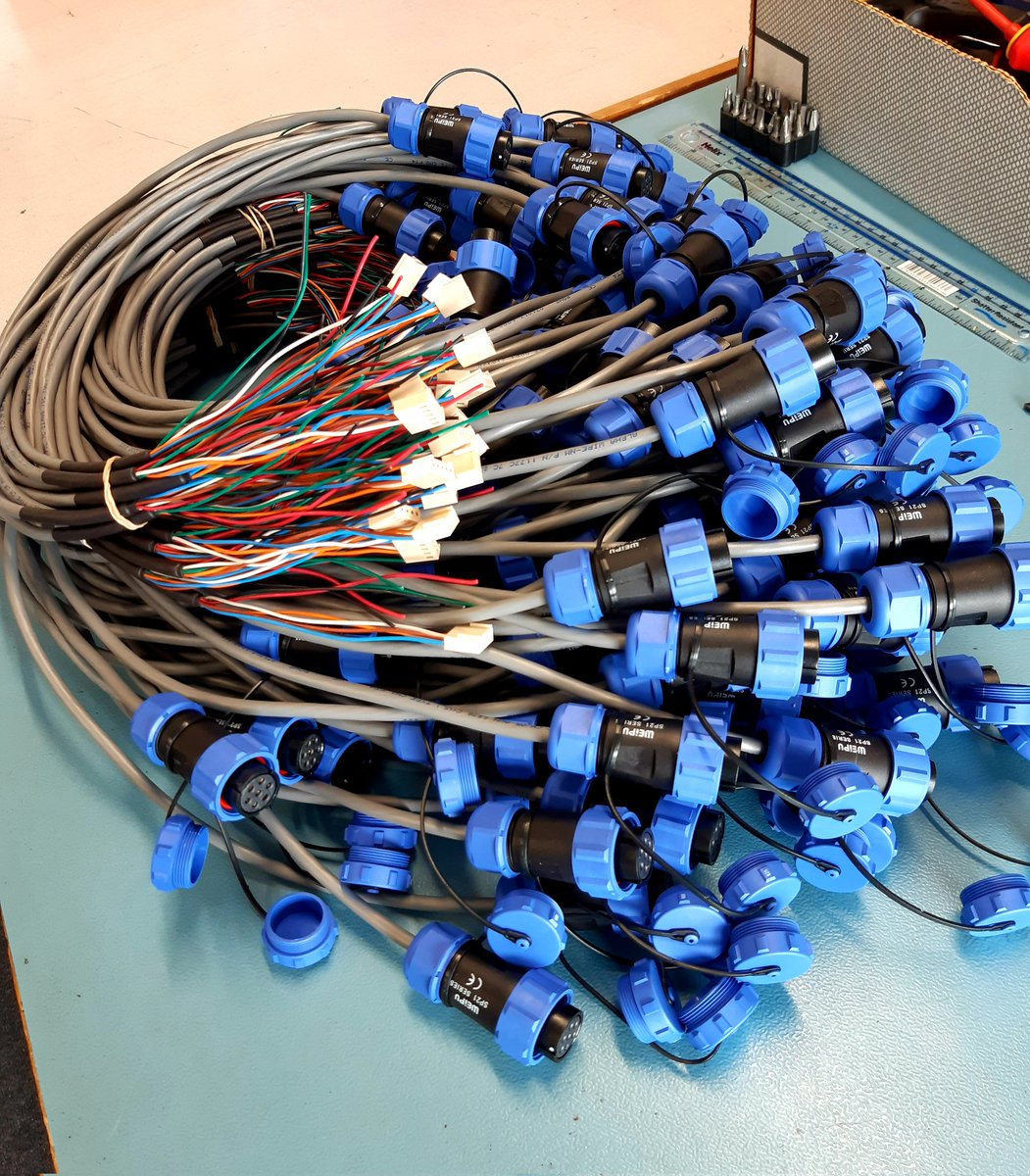 Foundry_Elec's tweet image. Next batch cable assemblies ready @Foundry_Elec using Weipu connectors from our supplier @in2connect