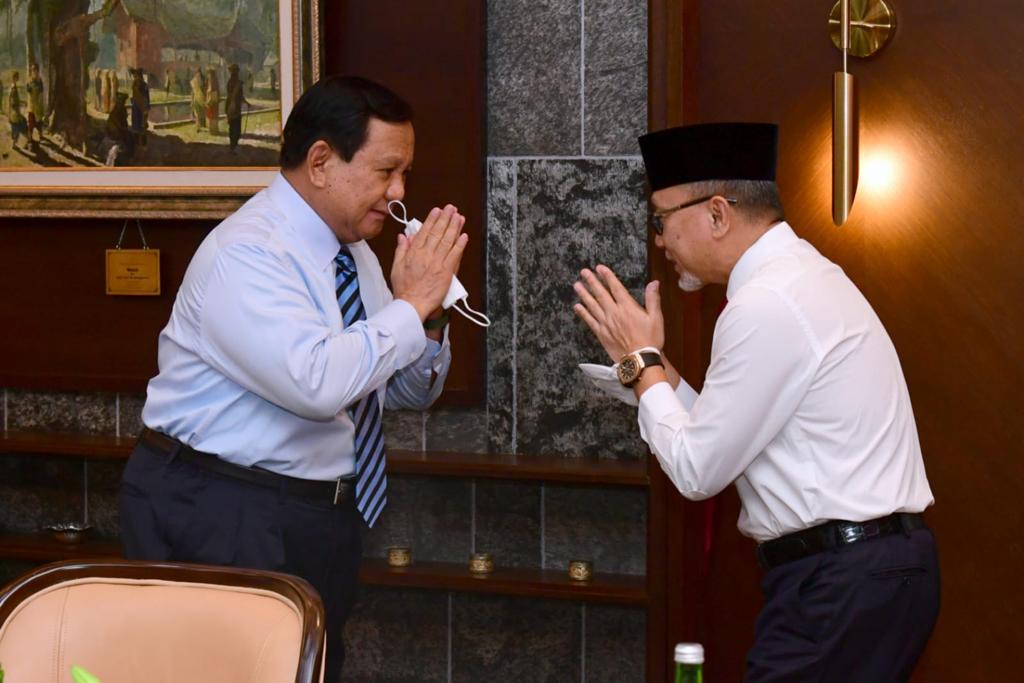 sejumlah menteri dan wakil menteri pada Kabinet Indonesia Maju sisa masa jabatan 2019-2024.

Jakarta, 15 Juni 2022
Biro Pers, Media, dan Informasi Sekretariat Presiden

Website: presidenri.go.id
YouTube: Sekretariat Presiden