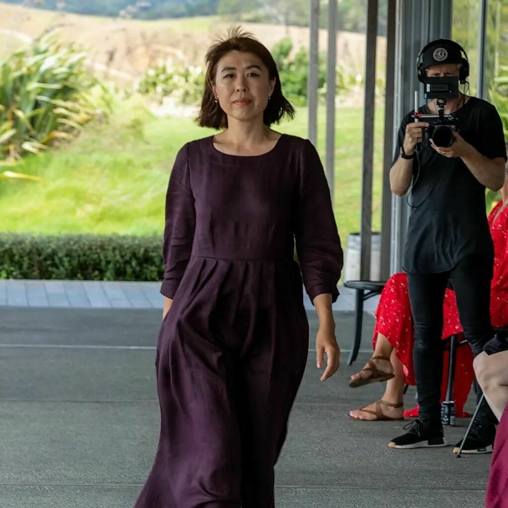 _HoliBoli's tweet photo. Beautiful age-positive @silverfoxmgmtnz sister modelling Holi Boli's delicious winter mahogany 'Long Pleated Linen Dress' at the @kauribayboomrock Life-Changing Fashion Show Event. Image captured by the talented Mr Hamish Johnson of @flyingsaucernz and @… https://t.co/D8OhXKjqdu https://t.co/BK2X7Ub44b