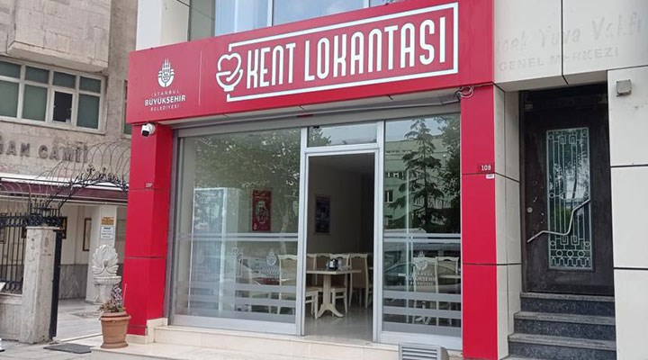 tcbuyuksehIr1's tweet photo. İBB, kent lokantaları açıyor. Lokantalarda tabldot usulü 4 çeşit yemek, uygun fiyatlarla öğle ve akşam yemeği olarak verilecek. https://t.co/BHM9JnoPO7