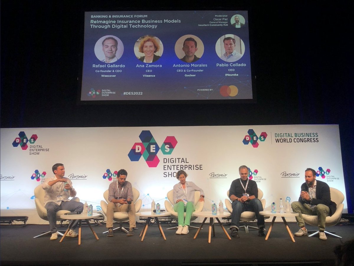 oskarpaz's tweet photo. Ayer en #DES2022 #Málaga tuve la oportunidad de acompañar a:
Rafa Gallardo @WeecoverSeguros
Ana Zamora @vitaance, Antonio Morales @go_cleer
Pablo Collado #imeureka
en panel "#Reimagina el modelo de negocio asegurador a través de la tecnología digital"
👇
https://t.co/g7Tfc8WYXQ https://t.co/lUUp4TAz9Z