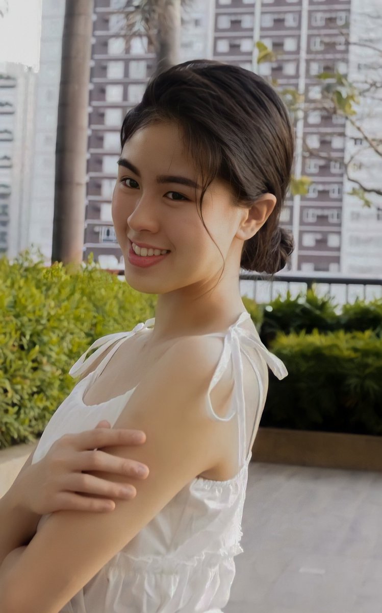 ashxwillow's tweet photo. natutulala sa nakakaakit-akit mong tinatangi ~ 

#KissesDelavin | Kisses Delavin https://t.co/8dRfrokLdA