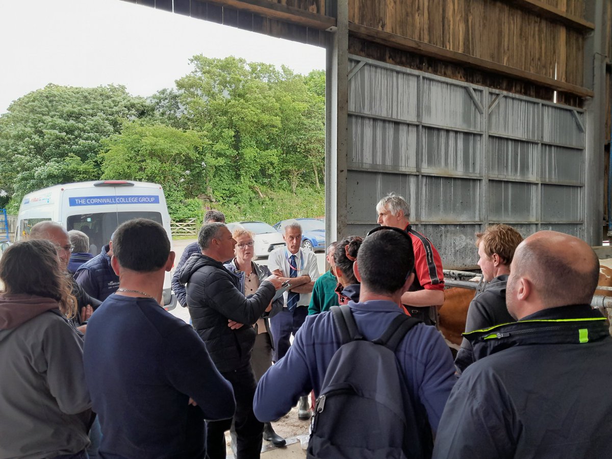ABCD delegation – Day 2 
Visit of three Cornish farms with different practices and systems. A lot of discussions on herd and pastures management as well as economic models of the farms. 

<a href="/CornwallCouncil/">@cornwallcouncil</a> <a href="/DuchyCollege/">Duchy College</a> <a href="/Channel_Manche/">Interreg FCE</a>