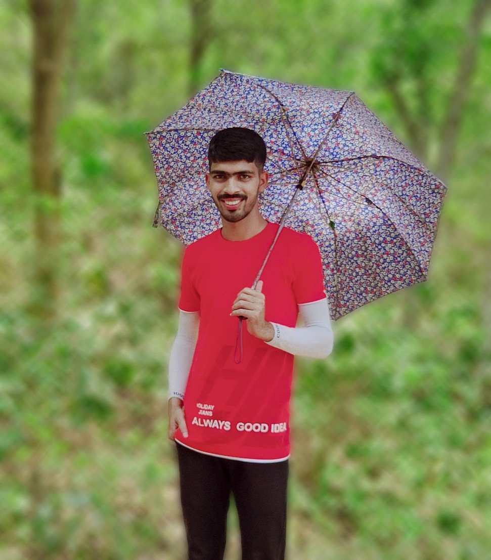 SouravM35457437's tweet photo. The pictures 
        which are posted on Twitter 
              are not #REAL (Natural look) 🙃
   On the other hand,
       Which are #REAL are not posted 🤭
                     😊  #REALITY  😊
            #AMRELA  ☂️😄 https://t.co/eTeu7qZ0lJ