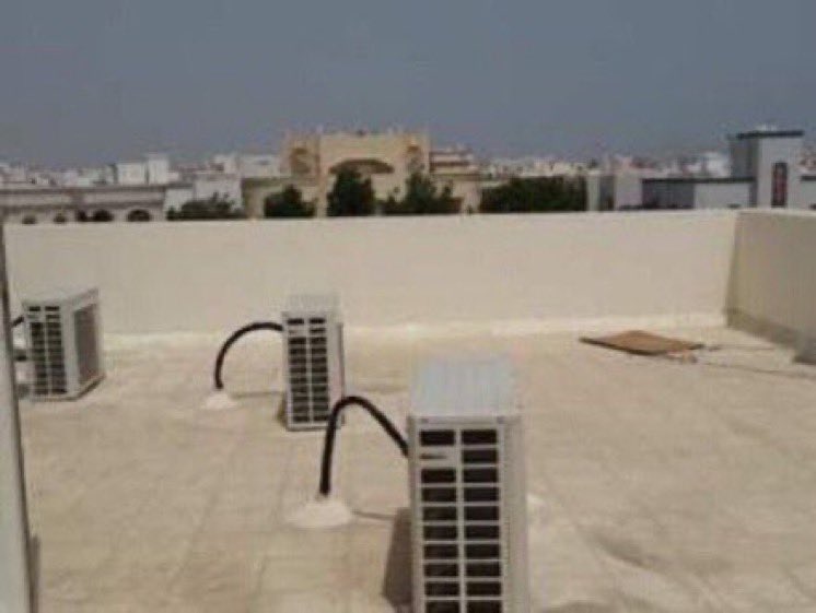 GardenIbrahim's tweet photo. قبل تحويل سطح بيتك الي حديقة قم بعمل التالي : 

عدل اماكن المكيفات السبلت ان وجدت بحيث تحصل على مساحه كافيه 

صيانة الشقوق واماكن تسرب الماء وتأكد ان العزل جيد 

ضع مخطط للأحواض وتوزيع النباتات مراعياً زاوية سقوط اشعة الشمس 

تحكم بماء صرف الري بحيث يتوجه  الي فتحات تصريف السيول https://t.co/QxBcOydCKq