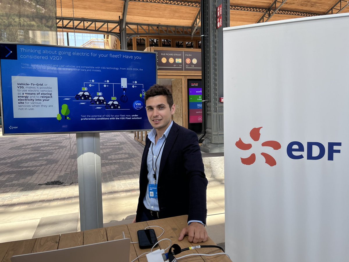 EDF_EUAffairs's tweet photo. #EVVE is at the @Eurelectric #PS22 
☑️The 1st EU large scale &amp; distributed #V2G project, supported by the #EUInnovationFund⚡️🚗#Dreev
▶️Vehicle-To-Grid uses electric vehicles as a means of storing energy to reinject electricity into the grid (when not in use) for various services https://t.co/wRgwxoMguo