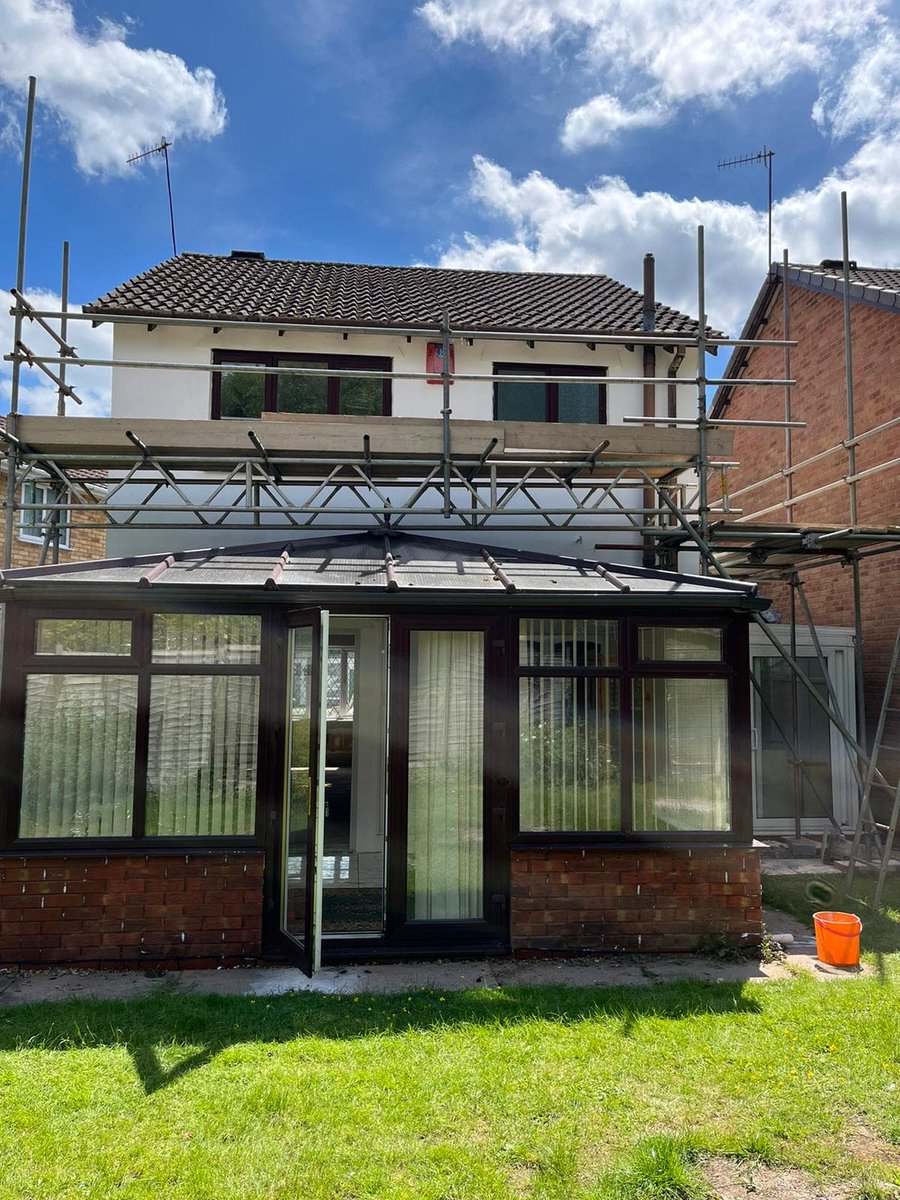 WeatherDryMids's tweet photo. Another day, another colour coat. By applying this coating we managed to really brighten up the property and protect it from penetrating damp at the same time! Contact us today for more information!

#damp #dampproofing #midlands #weatherdry #penetratingdamp #colourcoat https://t.co/qiXK71RQS2
