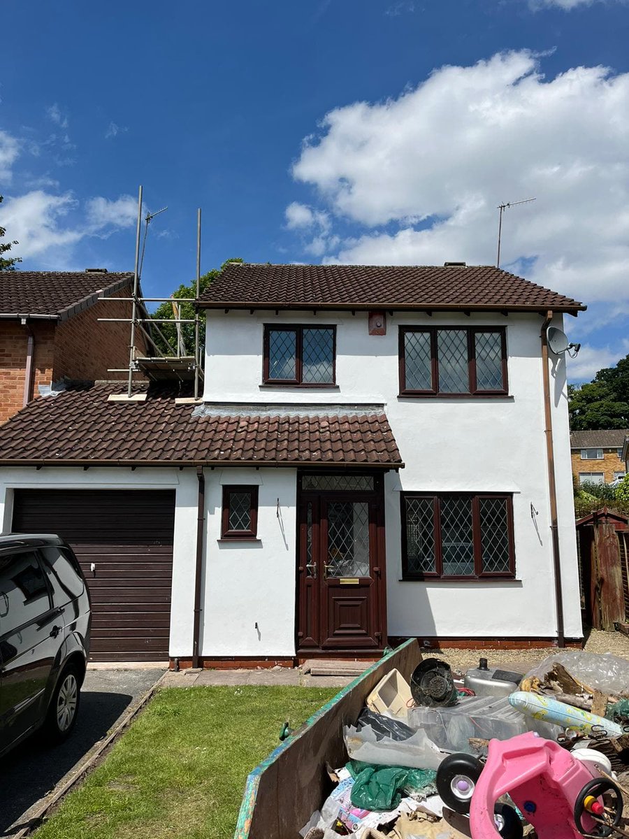 WeatherDryMids's tweet photo. Another day, another colour coat. By applying this coating we managed to really brighten up the property and protect it from penetrating damp at the same time! Contact us today for more information!

#damp #dampproofing #midlands #weatherdry #penetratingdamp #colourcoat https://t.co/qiXK71RQS2