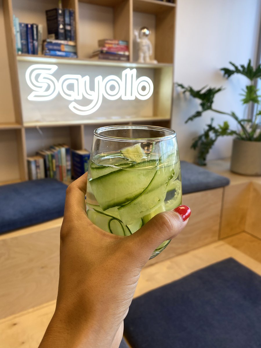 sayollo's tweet photo. Looking for tips to stay hydrated this summer? Water is great for you, but can be pretty boring. Try to flavor it with fresh fruit. Like this cucumber water which is super refreshing!
#Sayollo #Cucumber #summer https://t.co/Jy7mnYvFgM