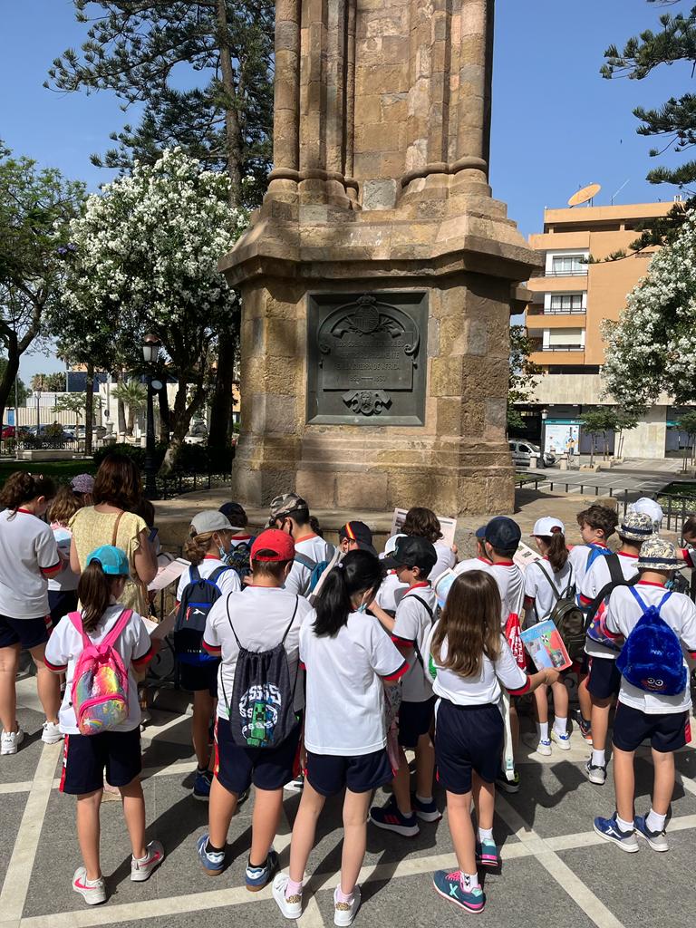 CSAgustinCeuta's tweet photo. Nuestros alumnos de 4° de Primaria han participado en la actividad "Paseando Por Ceuta", de la Guía Educativa de Ceuta te Enseña.

En esta actividad, han visitado lugares importantes de nuestra ciudad.

#Agustinos #CSACeuta #Cuídala #Ceuta https://t.co/K07TKJloj5
