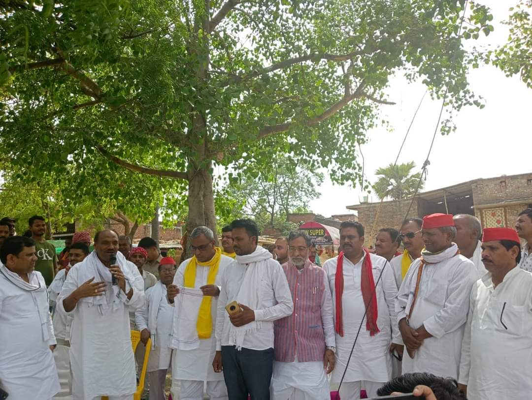 DrRajpalKashyap's tweet photo. आज आजमगढ़ लोकसभा उपचुनाव में समाजवादी पार्टी के प्रत्याशी माननीय धर्मेंद्र यादव जी के चुनाव प्रचार मे @yadavakhilesh @samajwadiparty https://t.co/VGYoOTt5Nw