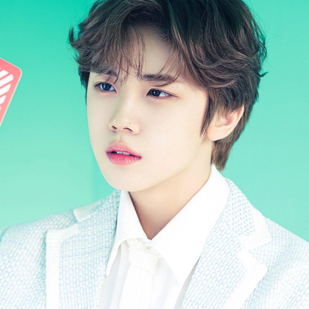 AHNLOOKS's tweet photo. a prince's visual https://t.co/09yQODPSZb