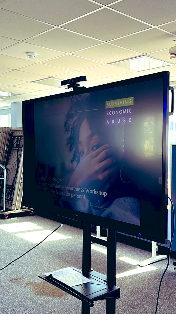 EleniSEALabyri1's tweet photo. Today’s #womens #EconomicAbuse workshop in Brighton & Hove. Thank you to @riseuk for joining us in putting on this session. So fantastic to take #Labyrinthproject workshops from Zoom and into community spaces @communitybase @SolaceWomensAid @SolaceWomensAid https://t.co/tAwBrY8da4