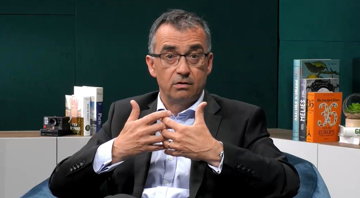 CA_CIB's tweet photo. #MyDigitalDays in France | Time for our staff members across the world to discover the Bank's #transformation programme through a fireside chat between our CEO Jacques Ripoll and our Deputy General Manager in charge of IT &amp; Operations Services, Pierre Dulon. https://t.co/mUJEcSZDuL
