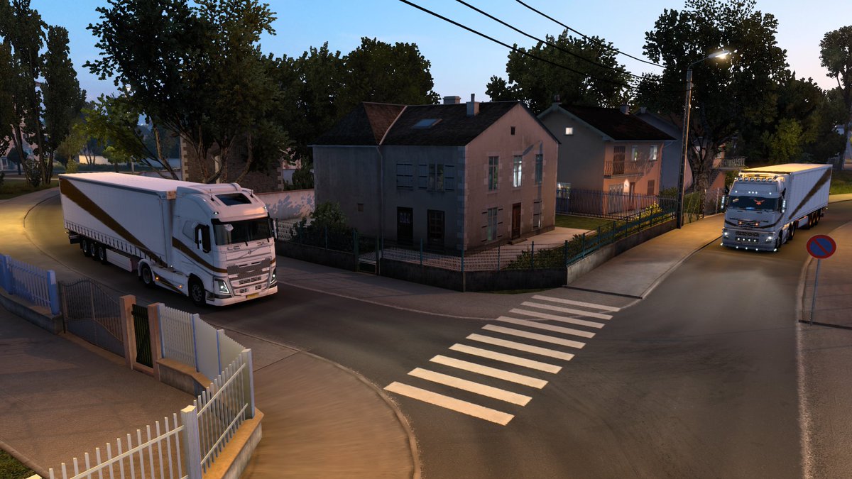MattTrucker_TMP's tweet photo. Delivering loads daily with the @GPEVTC Family!
#GoldenPhoenixExpress #GPEVTC #Family #Trucking #TruckersMP #BestCommunityEver #ETS2 https://t.co/9esa8xgPwQ