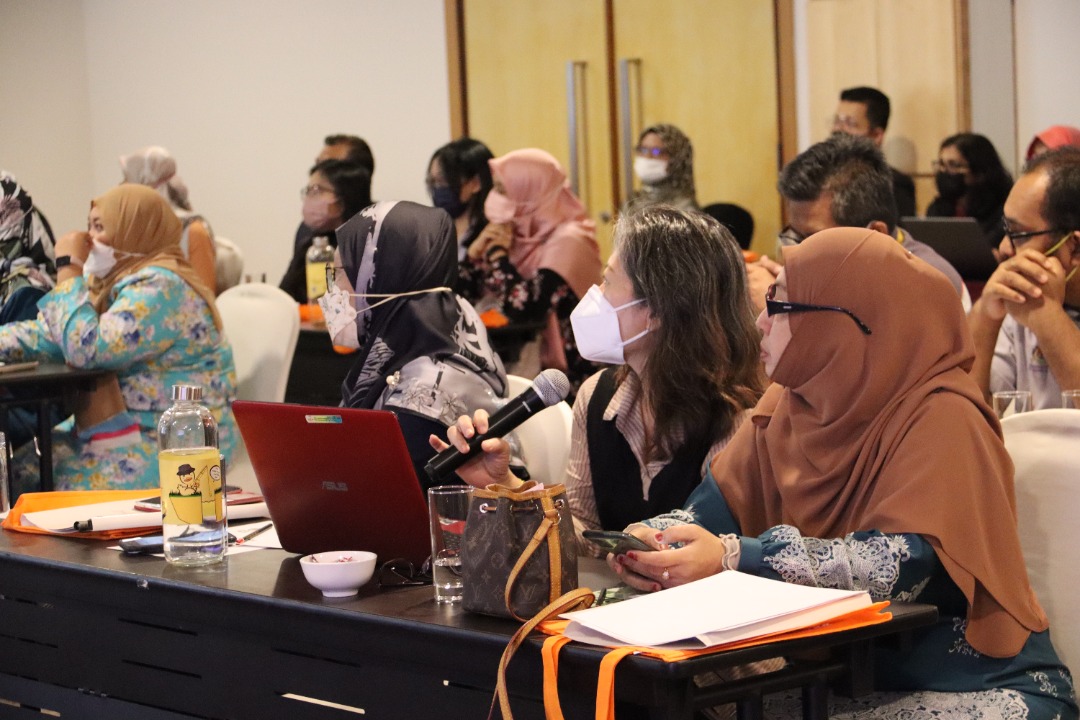 IMR_NIH's tweet photo. 📢 A fantastic turnout at Next Step for Herbal Medicines: Quality for Responsible Use seminar today! Participants learned about applications of the herbal monograph and obtained valuable advice from our leading experts #nihmy https://t.co/QcBBzxIlqM
