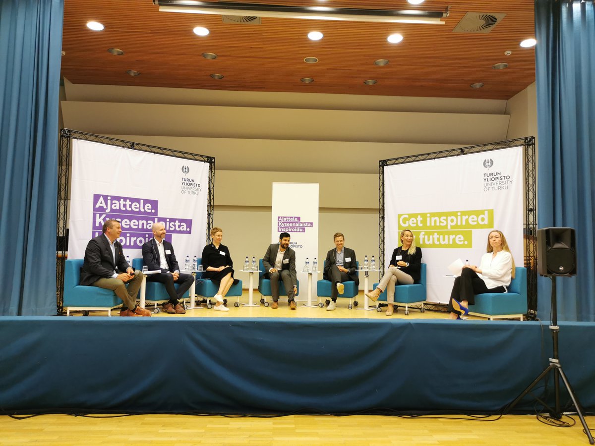 Suuret kiitokset eilen niin paikan päällä kuin striimin päässä tapahtumaan osallistuneille kuulijoille, asiantunteville keynote-puhujille ja panelisteille! 🤩
Toivottavasti tapahtumasta syntynyt hyvä keskustelu jatkuu edelleen tärkeän aiheen ympärillä. 🗣