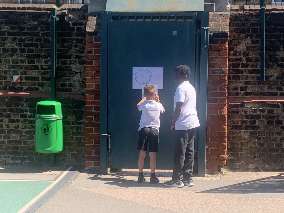 Y3ElmTree's tweet photo. Fun in the sun for @Woodhillmaths today! We had a time treasure hunt with extra bonus points available! @WoodhillSch https://t.co/3BvwEMPCy6