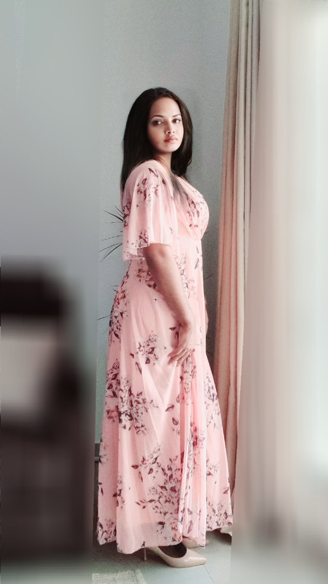 DubaiCD's tweet photo. Unleash the female in you ๐
#DubaiCD
#crossdresserdubai
#tgirl https://t.co/yj1vdG7wtn