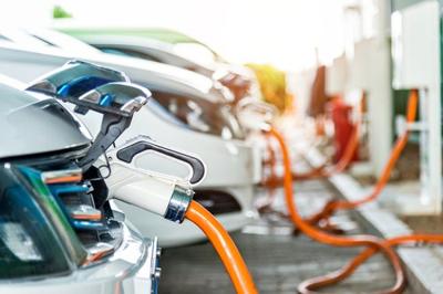 originality1's tweet photo. Today, we’re talking about the cost of car ownership and whether electric vehicles have made the move from being a luxury purchase to an affordable one. https://t.co/Hlz8t66pJg https://t.co/Wke9rWSEMr