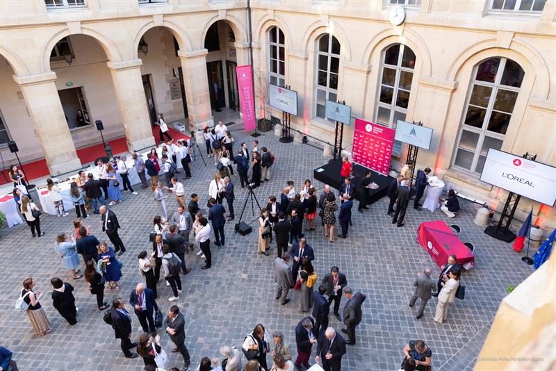 #RetourEnImagesAssas Le 14 juin a eu lieu la soirée de lancement de la Fondation Panthéon-Assas. Merci à nos membres partenaires ! <a href="/sbraconnier/">Stéphane BRACONNIER</a> #BredinPrat #darroisvilley <a href="/lorealparisfr/">L'Oréal Paris France</a> <a href="/Gide_avocats/">Gide</a>
<a href="/enedis/">Enedis</a> <a href="/TaylorWessingFR/">TaylorWessing France</a> <a href="/GroupeTF1/">Groupe TF1</a> <a href="/TotalEnergies/">TotalEnergies</a> #AssasUniv