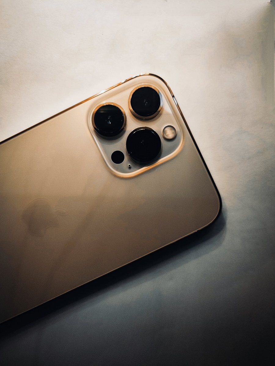 arunodhai's tweet photo. iPhone 13 pro max gold.
#iPhone #iPhone13 #Apple #iOS #photography #gold https://t.co/ILc73akNCV