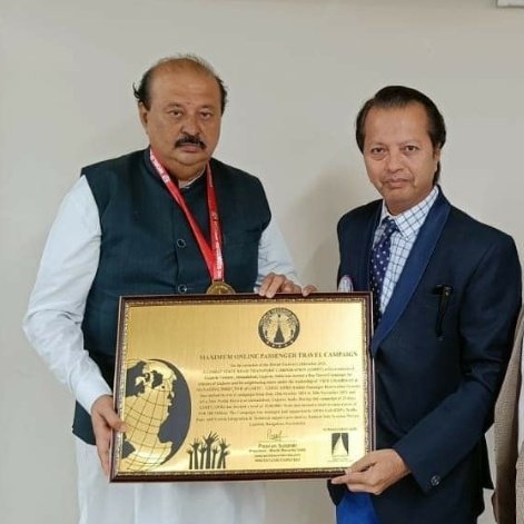 OfficialGsrtc's tweet image. દિવાળી પર્વમાં એક દિવસમાં ગુજરાત એસ.ટી.એ દેશમાં 94539 ઓનલાઇન ટિકિટના બુકિંગ અને રૂ.10.77 કરોડની આવક નો રેકોર્ડ કર્યો, આ સિદ્ધિની નોંધ લઇ વર્લ્ડ રેકોર્ડ ઓફ ઇન્ડિયાએ રાજ્યના માર્ગ પરિવહન મંત્રીશ્રી પૂર્ણેશભાઈ મોદીને માર્ગદર્શન બદલ પ્રમાણપત્ર, મેડલ અર્પણ કરેલ.@CMOGuj @purneshmodi