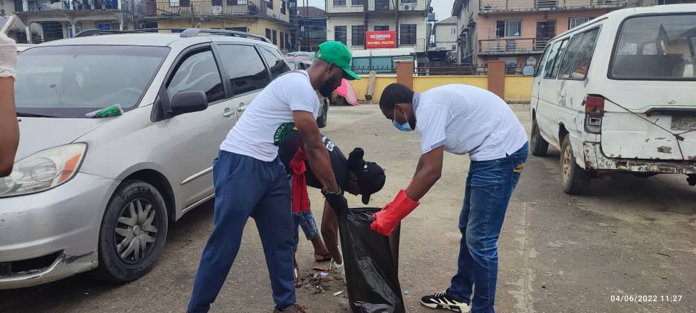 do_takeaction's tweet image. I intend to do more projects. I plan on visiting schools for climate sensitization, plastic pollution and tree planting. This is my way of contributing to a healthy and sustainable environment.

I like giving what I have to other people even though it's little.