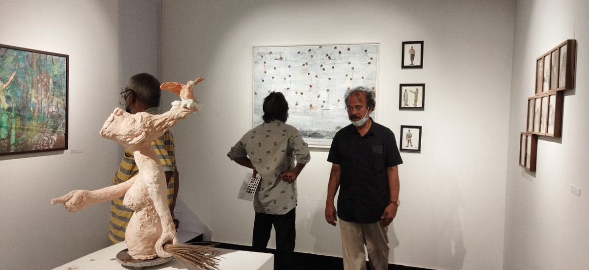 AGMA47410141's tweet photo. Artist Austin Konchira visiting Amuseum Gallery of Modern ART. "from where all that sweat?" curated by Niranjana Surendran at AGMA..
Gallery Timings: 10:30am to 9:00pm
Mondays Holiday๐จ๐ผ๐
#agma
#amuseumartscience
#niranjanasurendran
#museum
#trivandrum
#artgallery
#artist https://t.co/eMa2VwzkBf