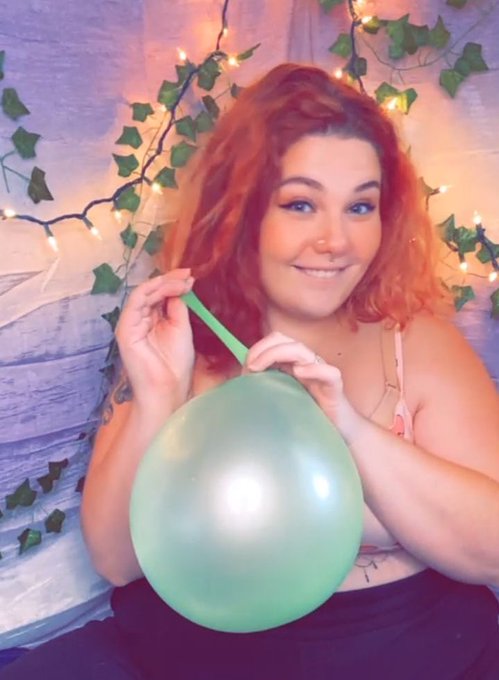 🎈🎈🎈 https://t.co/FEiSflvLCE<a href="/tag/sexworker"class="tags"><span>#sexworker</span></a><a href="/tag/looner"class="tags"><span>#looner</span></a><a href="/tag/loonergirl"class="tags"><span>#loonergirl</span></a>