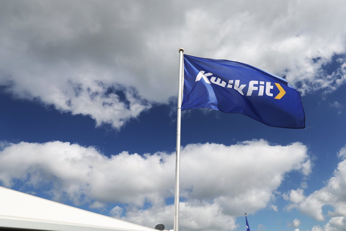 🌟 TICKET COMPETITION 🌟

Retweet, like and follow <a href="/Kwik_Fit/">Kwik-Fit</a>  to win a pair of tickets for Croft on 25/26 June!

Competition closes at 1230 Friday

Good luck! #BTCC