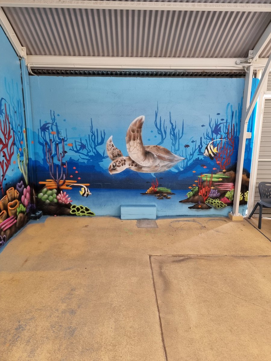 Drule_art's tweet photo. Little section of underwater theme mural 

#mural #art #murals #spraypaintart #creative #artistsontwitter https://t.co/dFzIwqpwuH
