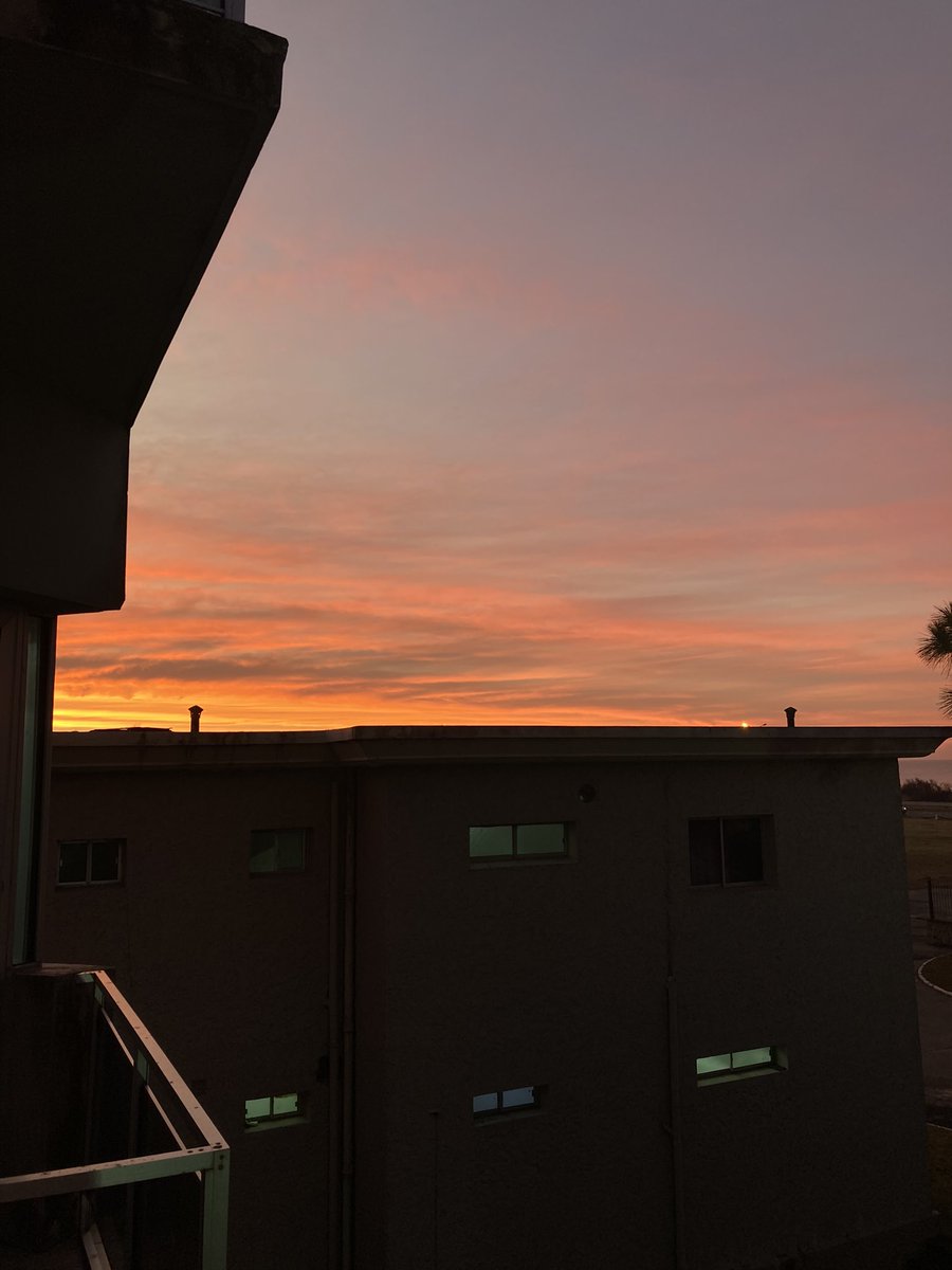 Los amaneceres en la navy ✨