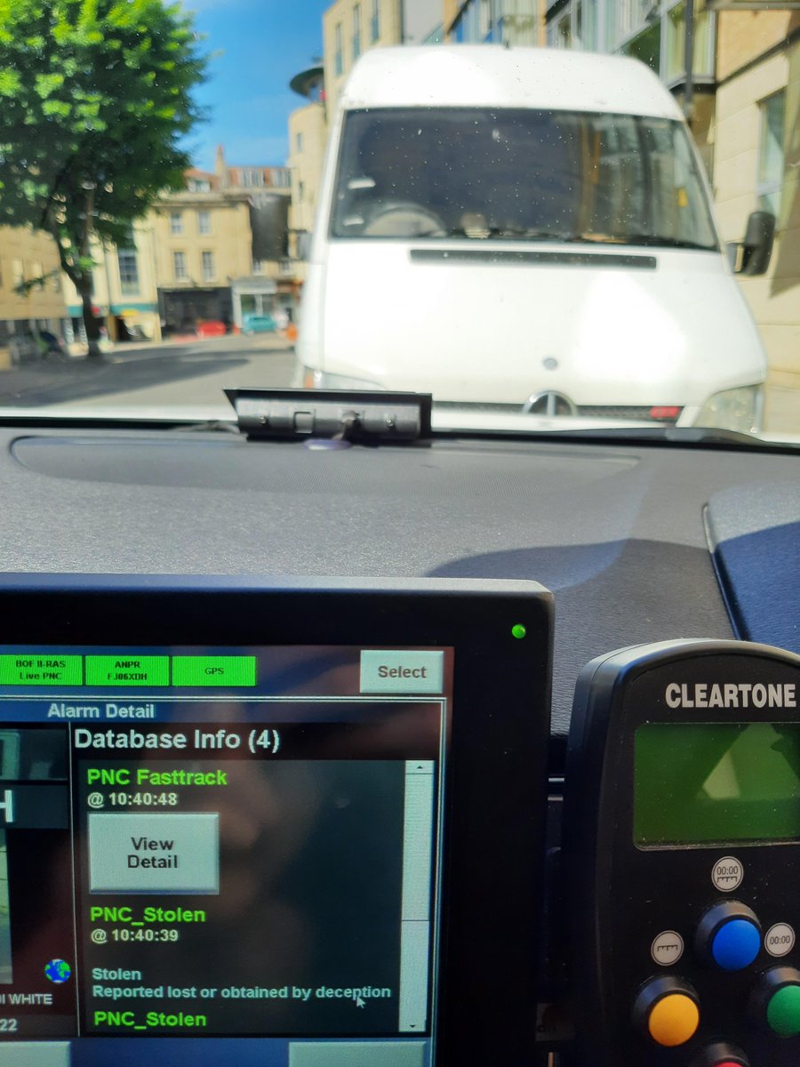 ASPRoadSafety's tweet photo. This stolen vehicle activated #ANPR in the Clifton area of #Bristol, after some persistent patrolling in the vicinity the vehicle was located by #TST2 unattended and will soon be reunited with its owner. #RoadsPolicing @ASPBristol https://t.co/sEv0ezrrXh