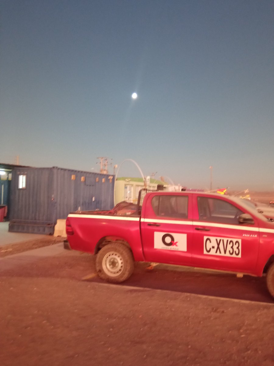 123pormy's tweet photo. @CHVNoticias Amanecer en Sierra Gorda, Saludos a todos quienes trabajamos en minería y estamos lejos de nuestras familias, Vamos que se puede! https://t.co/8UzkmMRs6A