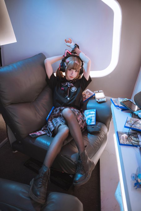 Twitterのコスプレ画像32