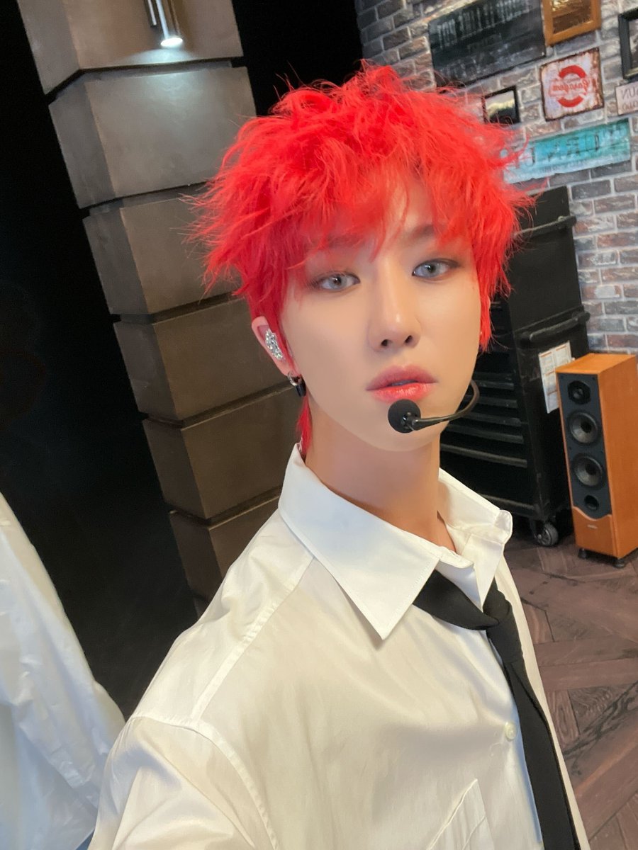 SEVENTEEN tweet media