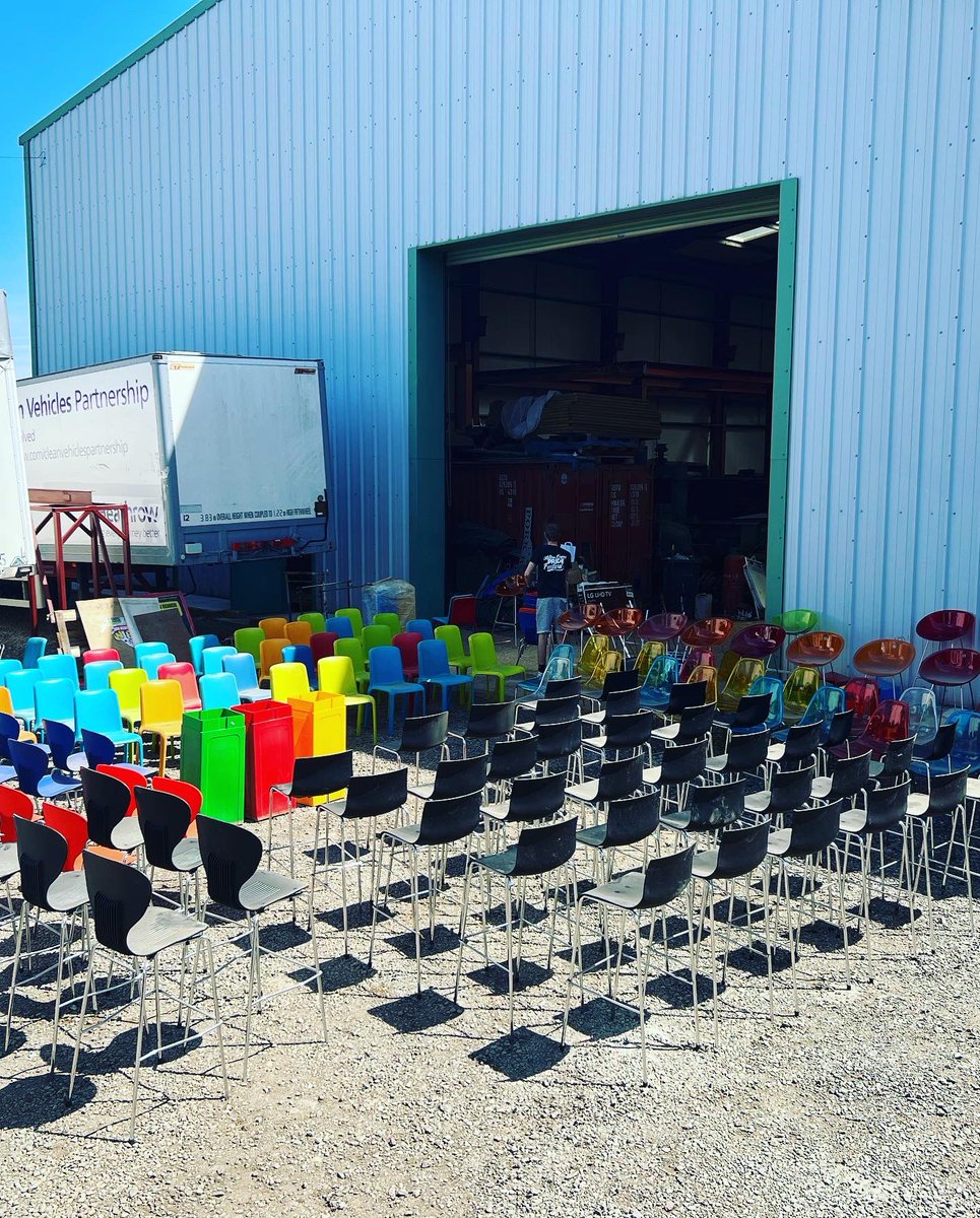 mkpridefestival's tweet photo. • Pride Team •
🏳️🌈🏳️⚧️ What a beautiful day ☀️ to do repairs🪛 & cleaning 🧼 on all our Pride furniture 🏳️🌈🏳️⚧️
#MiltonKeynesPrideFestival #MiltonKeynesPride #MkPride #PrideInMk #PrideInMiltonKeynes #MKPF #MiltonKeynes #MK #LGBTQ #Lesbian #Gay #Bisexual #Transgender https://t.co/jNlUwh67Xo