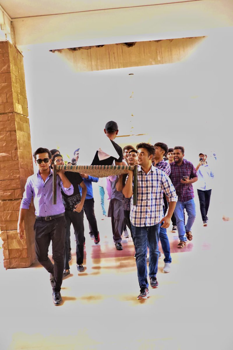 fugitive_dactar's tweet photo. #nobackpack day at RLMC
Batch 26 https://t.co/8C0zRcjFd9
