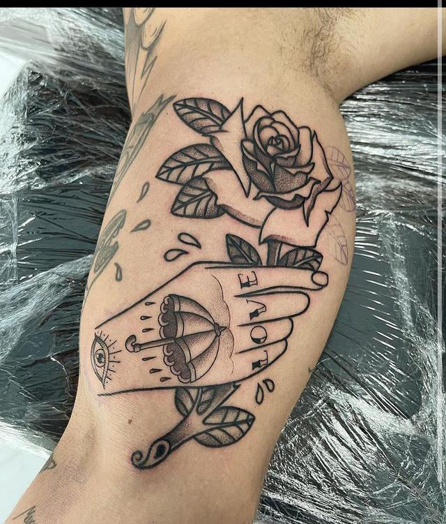 thiago_meloc_'s tweet photo. 💉💉 https://t.co/zO5tX2WQzA