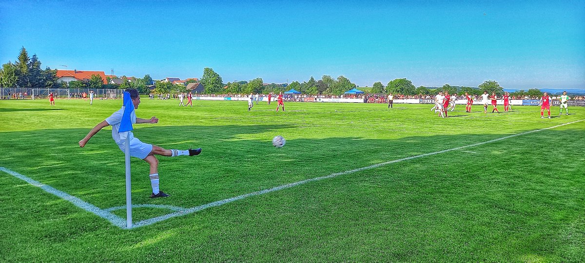 leintaeler's tweet photo. Sportanlage Stockäckerweg, Iggingen - TSV Essingen 1893 II - TSV Mutlangen 1884 3:1 (Relegation zur Kreisliga A1 Ostwürttemberg, 14.06.2022)

#groundhopping, #nonleague, #kreisliga, #iggingen, #essingen, #relegation #tsvessingen #tsvmutlangen #fussball, #alleesse https://t.co/Eae5wPq5dc