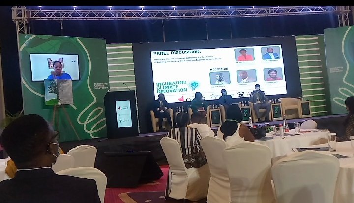 Impact4ChangeGh's tweet photo. Ms. Edith Adera at the @GhaCIC #IncubatingClimateInnovation2022 #GCIC #ICI2022 
The way to go is green. https://t.co/UqqGglL1mr