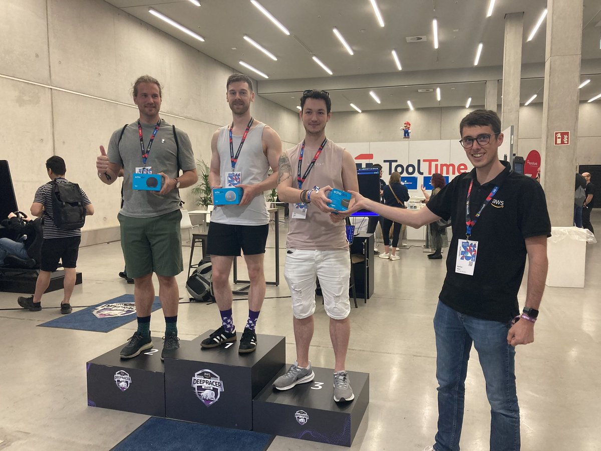 vedmichv's tweet photo. Our winners on DeepRacer Arcade at #wearedevelopers conf: @samst1tt
@paloskarengen
@whoisaidan

@dastianoro thanks for organizing :) https://t.co/r5SlczD21I