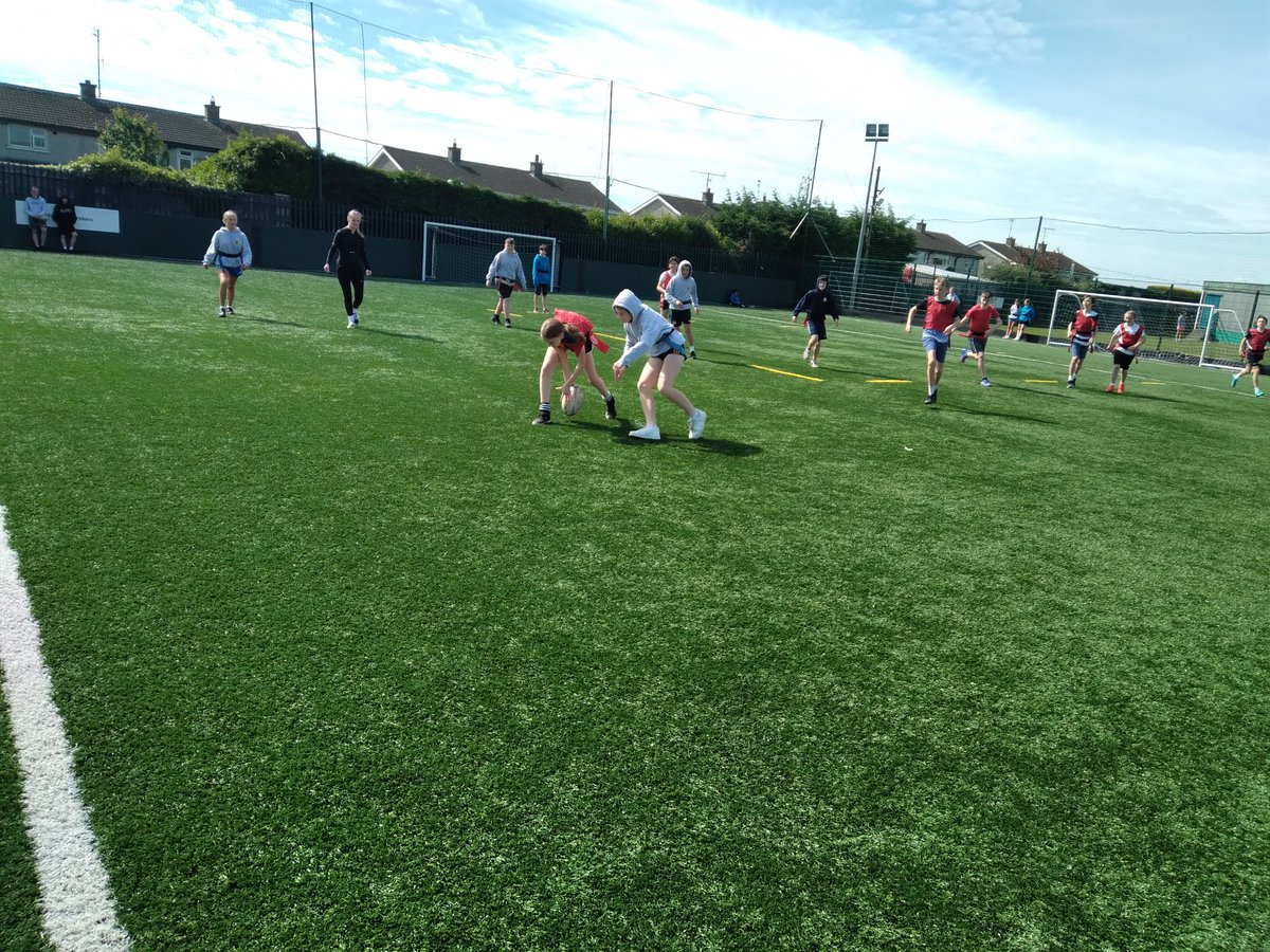 Barney Hynes (@barney_hynes) on Twitter photo Another fabulous school blitz in An Gaelscoil Scoil tInbhirmor between Gaelscoil and Carysfort NS very competitive and enjoyable blitz. Many thanks to the 5th year students for there help with the refereeing. <a href="/arklowrfc/">Arklow RFC</a> <a href="/leinsterrugby/">Leinster Rugby</a> <a href="/eastcoastfm/">East Coast FM</a> @WicklowLsp <a href="/wicklowcoco/">Wicklow County Council</a> Another fabulous school blitz in An Gaelscoil Scoil tInbhirmor between Gaelscoil and Carysfort NS very competitive and enjoyable blitz. Many thanks to the 5th year students for there help with the refereeing. <a href="/arklowrfc/">Arklow RFC</a> <a href="/leinsterrugby/">Leinster Rugby</a> <a href="/eastcoastfm/">East Coast FM</a> @WicklowLsp <a href="/wicklowcoco/">Wicklow County Council</a>